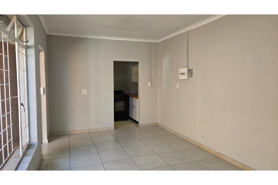 To Let 1 Bedroom Property for Rent in Magalieskruin Gauteng