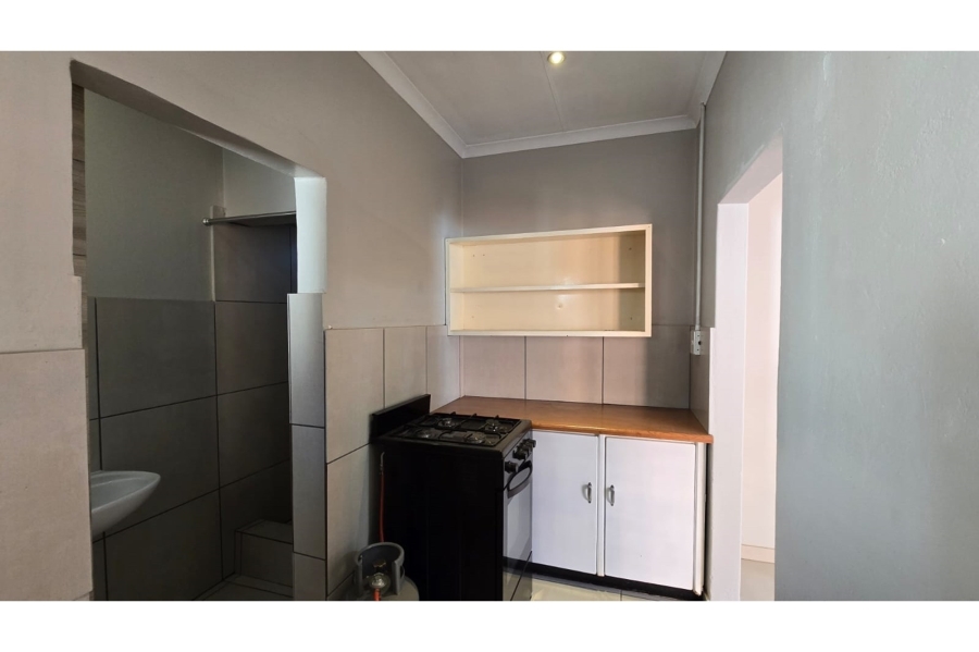 To Let 1 Bedroom Property for Rent in Magalieskruin Gauteng
