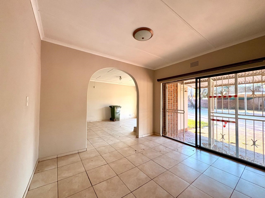 4 Bedroom Property for Sale in Dalpark Gauteng