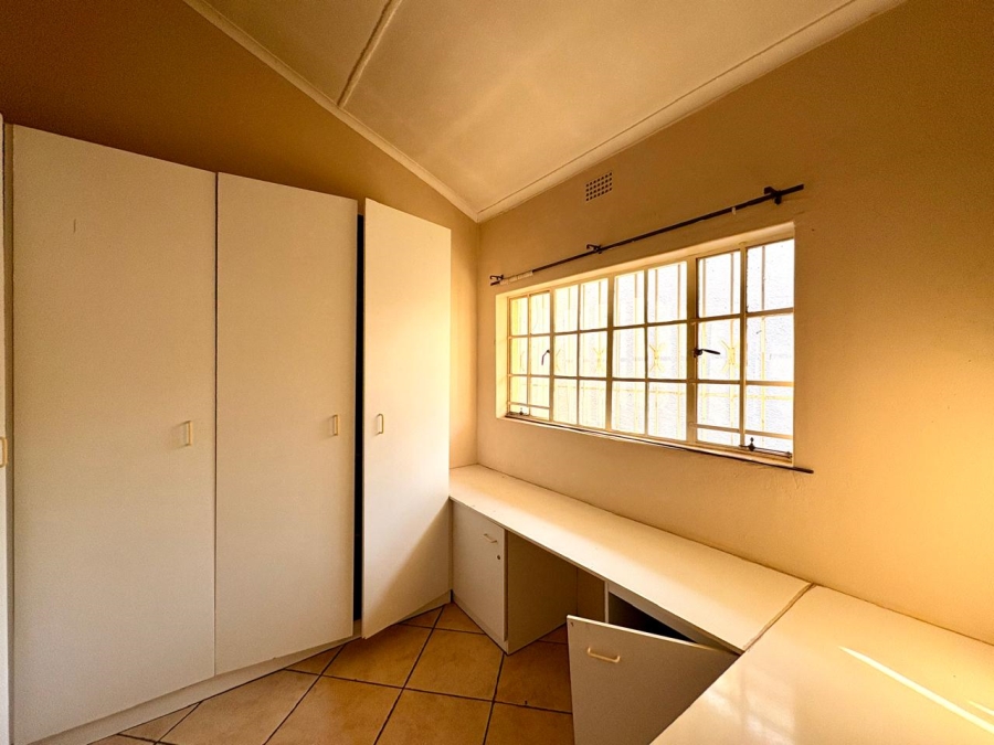 4 Bedroom Property for Sale in Dalpark Gauteng