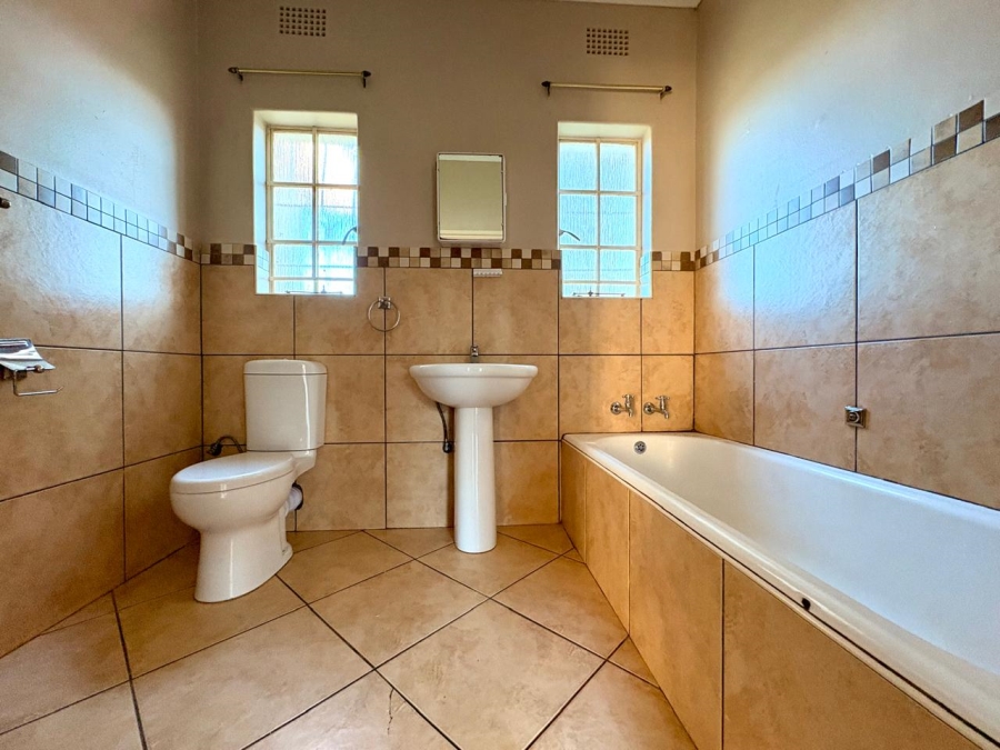 4 Bedroom Property for Sale in Dalpark Gauteng