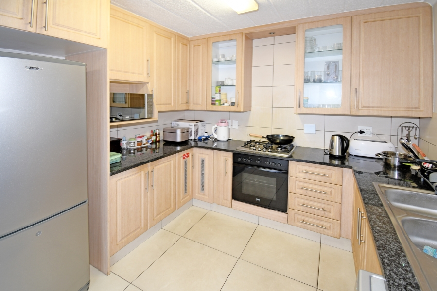 2 Bedroom Property for Sale in Morningside Gauteng