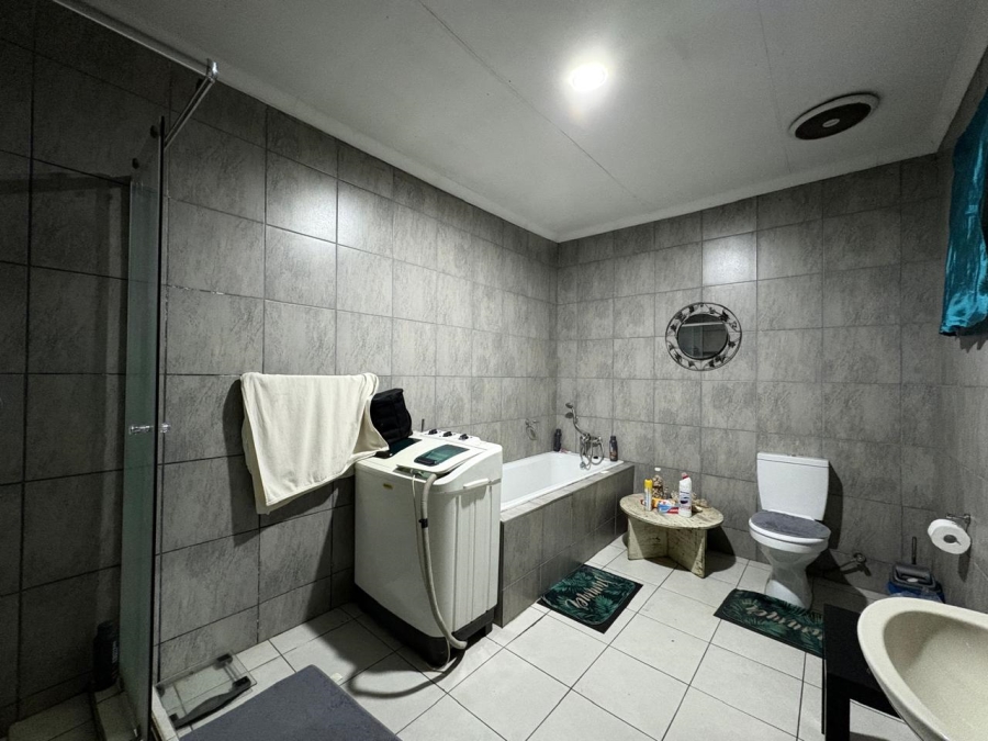 3 Bedroom Property for Sale in Brakpan Central Gauteng