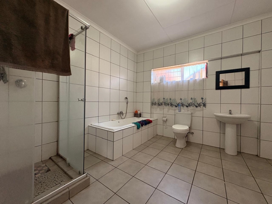 3 Bedroom Property for Sale in Brakpan Central Gauteng