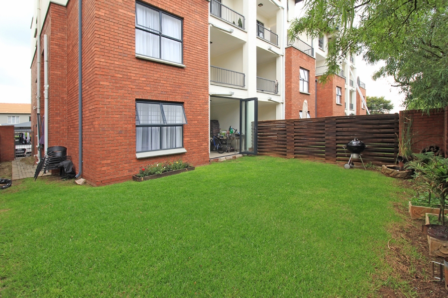 To Let 3 Bedroom Property for Rent in Greenstone Hill Gauteng