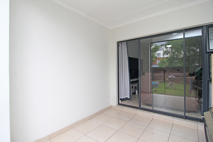 To Let 3 Bedroom Property for Rent in Greenstone Hill Gauteng