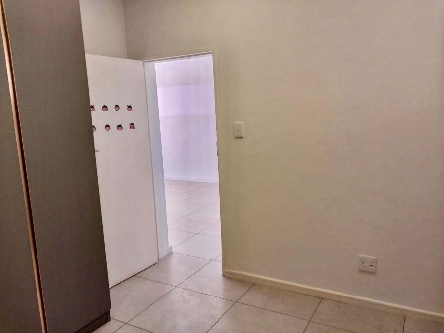 2 Bedroom Property for Sale in Greenstone Park Estate Gauteng