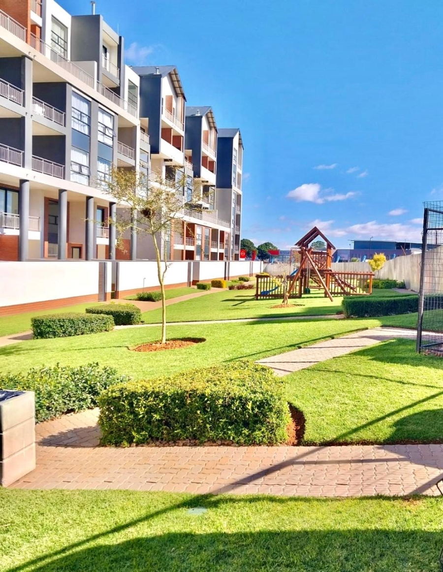 2 Bedroom Property for Sale in Greenstone Park Estate Gauteng