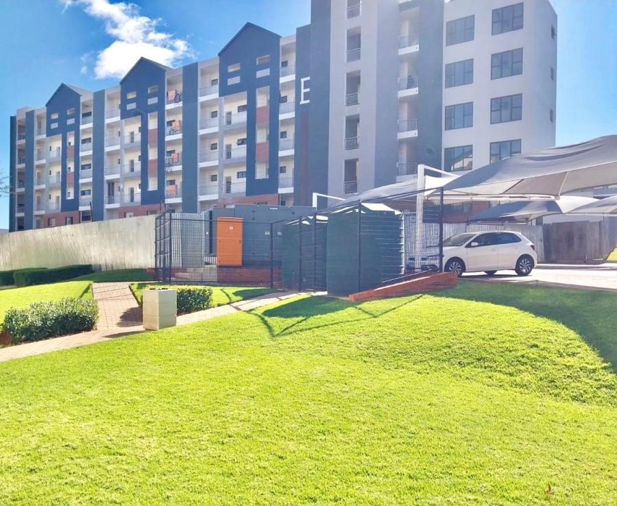 2 Bedroom Property for Sale in Greenstone Park Estate Gauteng