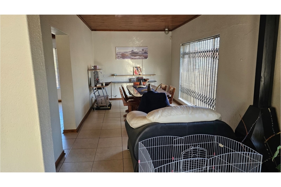 To Let 3 Bedroom Property for Rent in Birchleigh North Gauteng