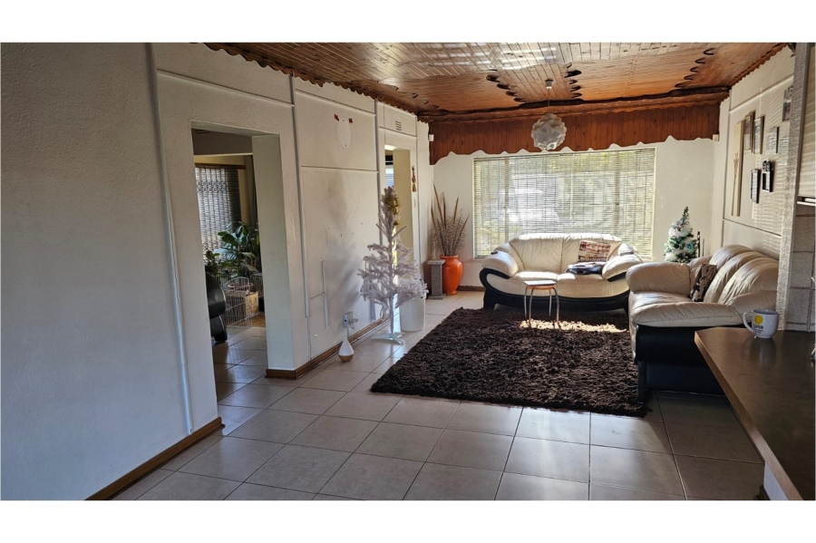 To Let 3 Bedroom Property for Rent in Birchleigh North Gauteng