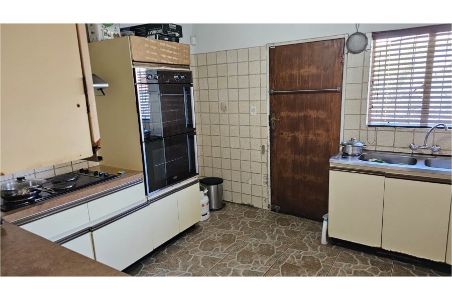 To Let 3 Bedroom Property for Rent in Birchleigh North Gauteng
