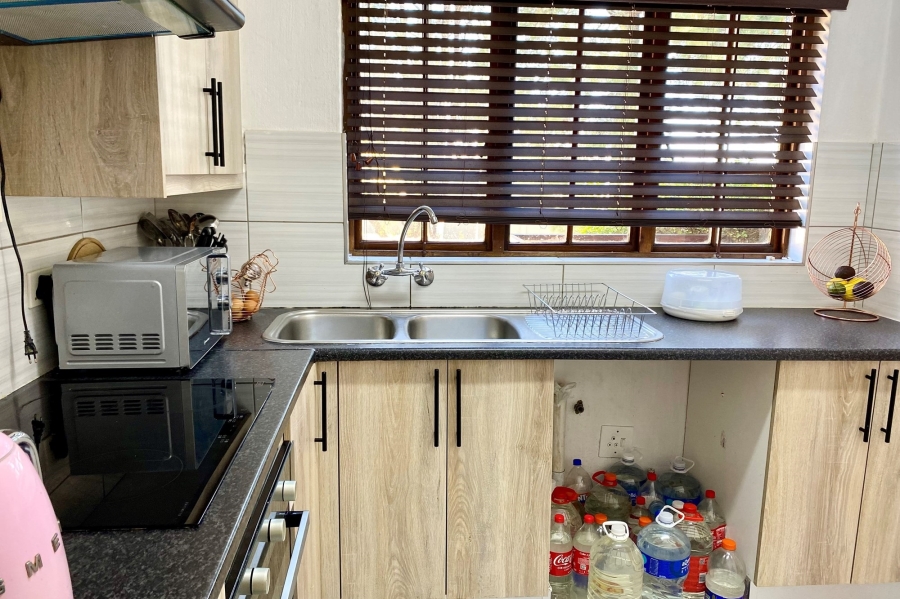 To Let 2 Bedroom Property for Rent in Morningside Hills Gauteng