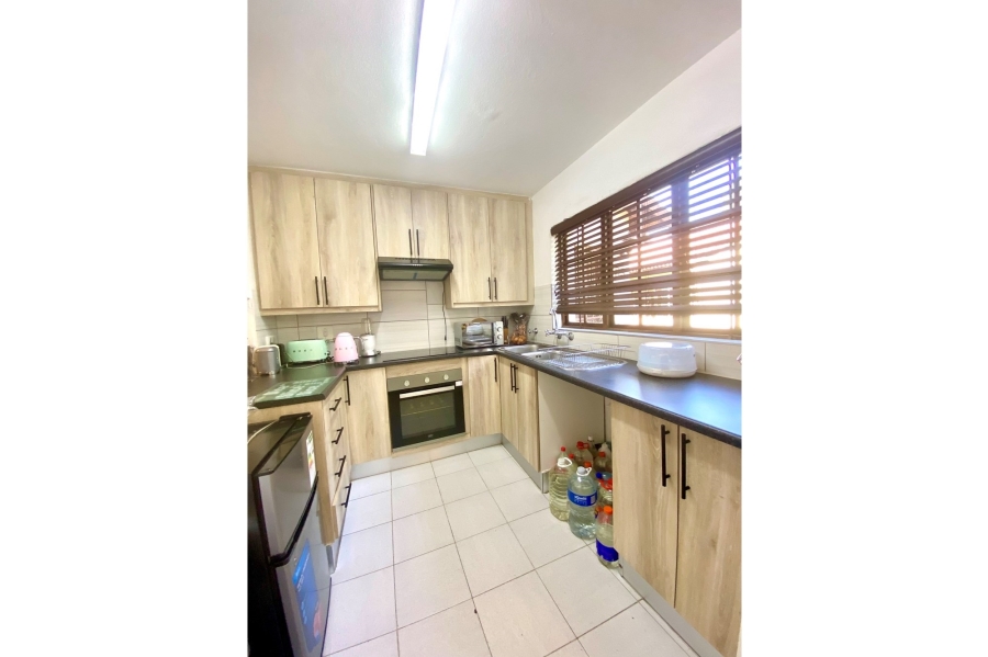 To Let 2 Bedroom Property for Rent in Morningside Hills Gauteng