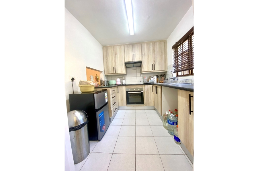To Let 2 Bedroom Property for Rent in Morningside Hills Gauteng