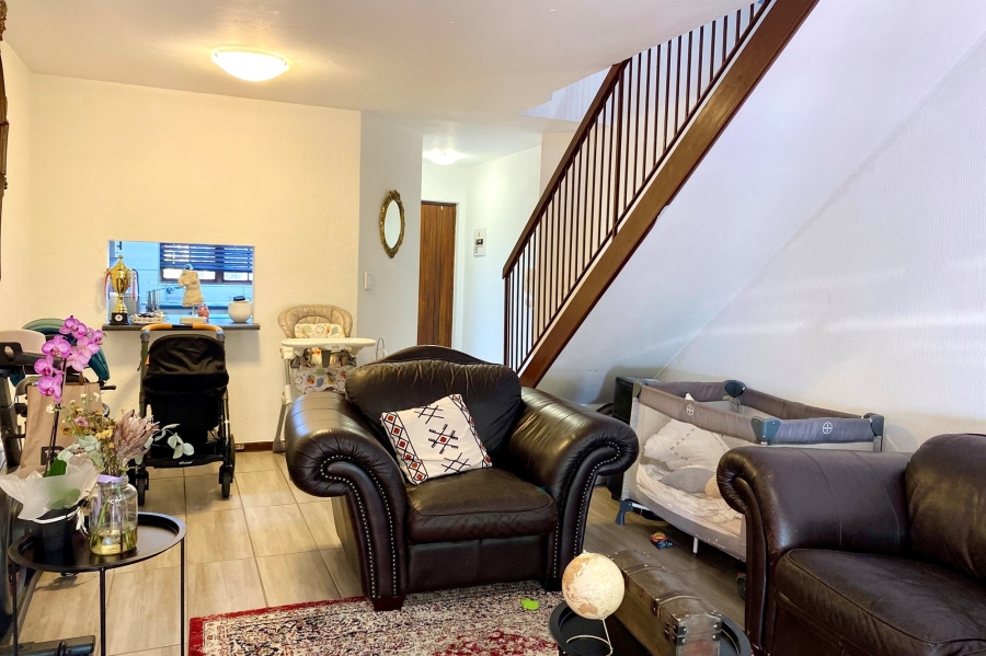 To Let 2 Bedroom Property for Rent in Morningside Hills Gauteng