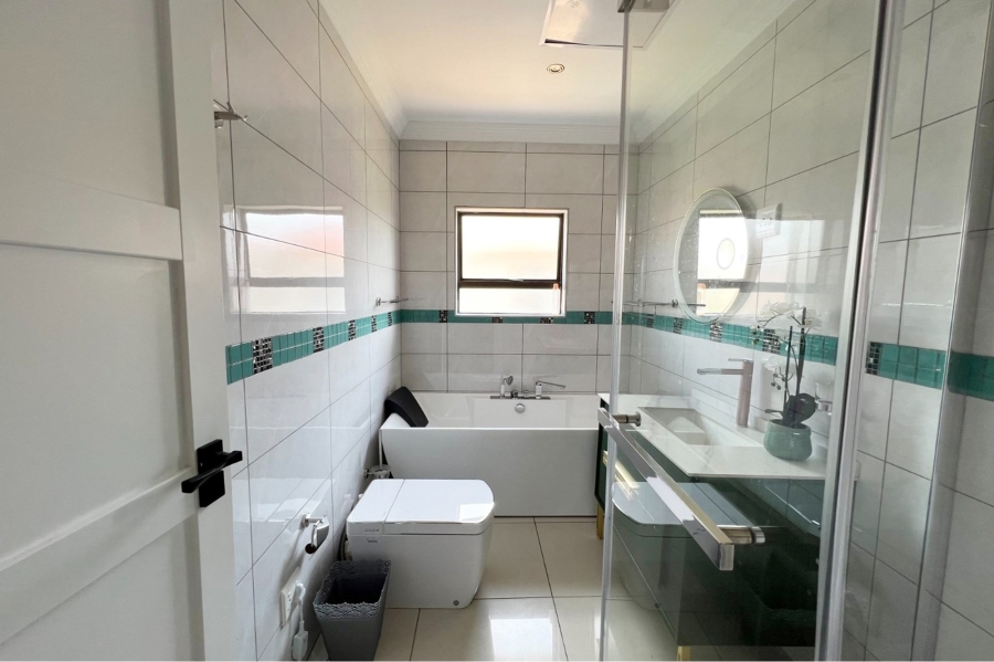 5 Bedroom Property for Sale in Savannah Country Estate Gauteng