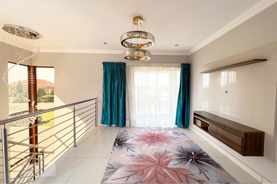 5 Bedroom Property for Sale in Savannah Country Estate Gauteng
