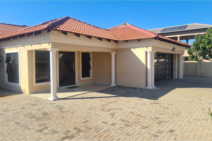 4 Bedroom Property for Sale in Theresa Park Gauteng