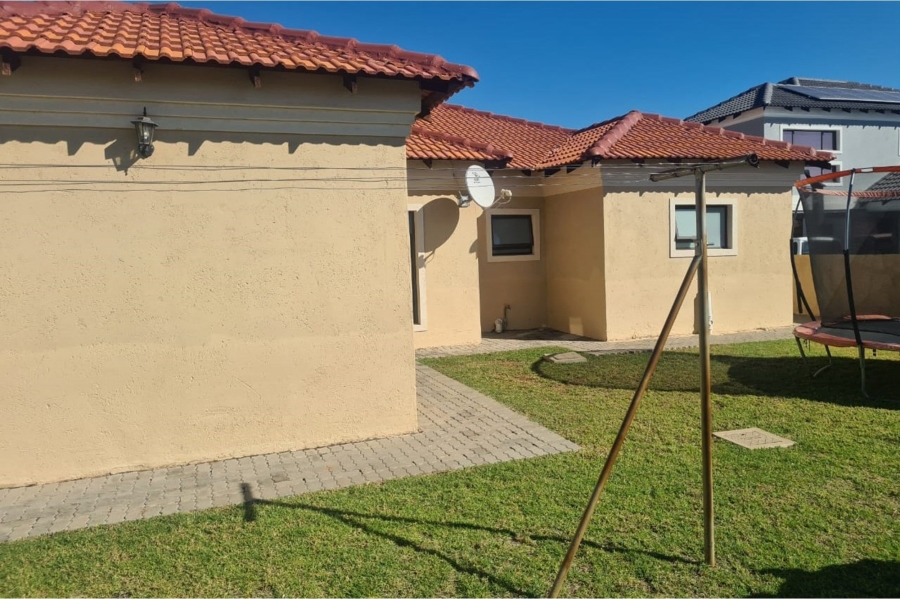 4 Bedroom Property for Sale in Theresa Park Gauteng