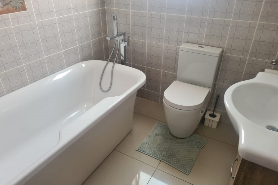 4 Bedroom Property for Sale in Theresa Park Gauteng