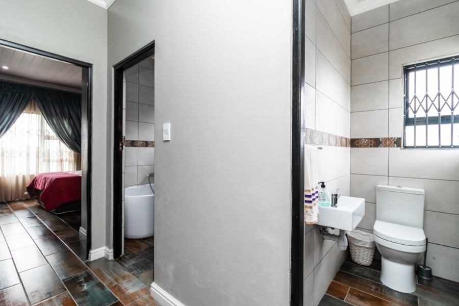 To Let 4 Bedroom Property for Rent in Brentwood Gauteng