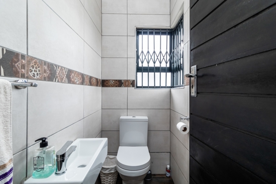 To Let 4 Bedroom Property for Rent in Brentwood Gauteng