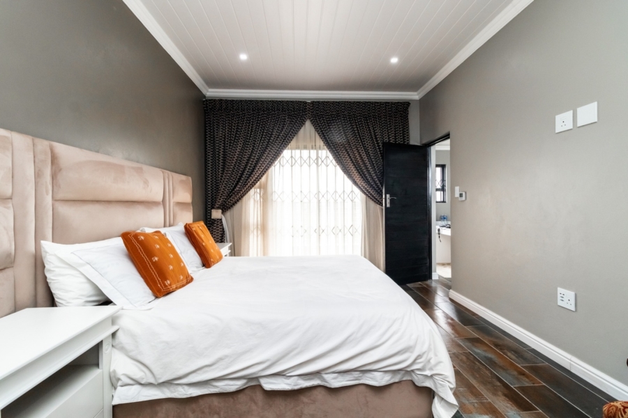 To Let 4 Bedroom Property for Rent in Brentwood Gauteng