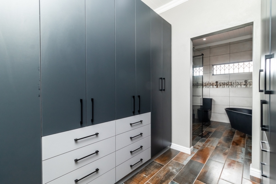 To Let 4 Bedroom Property for Rent in Brentwood Gauteng