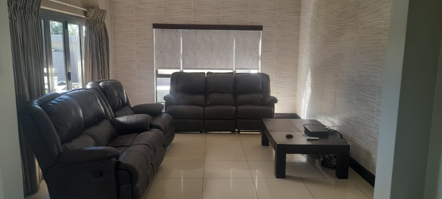 5 Bedroom Property for Sale in Verresig Country Estate Gauteng