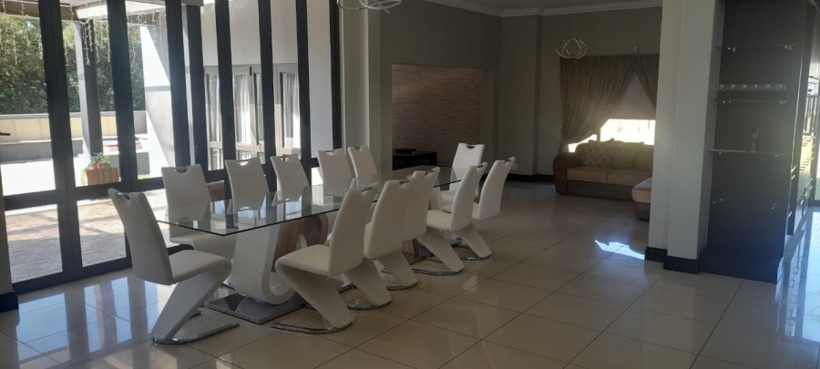 5 Bedroom Property for Sale in Verresig Country Estate Gauteng