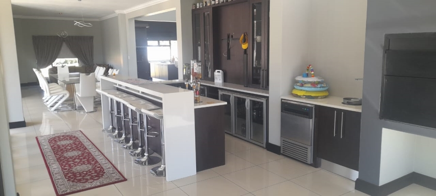 5 Bedroom Property for Sale in Verresig Country Estate Gauteng