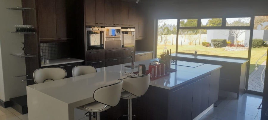 5 Bedroom Property for Sale in Verresig Country Estate Gauteng