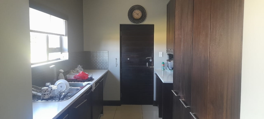 5 Bedroom Property for Sale in Verresig Country Estate Gauteng