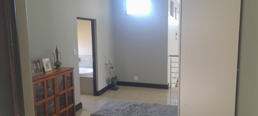 5 Bedroom Property for Sale in Verresig Country Estate Gauteng