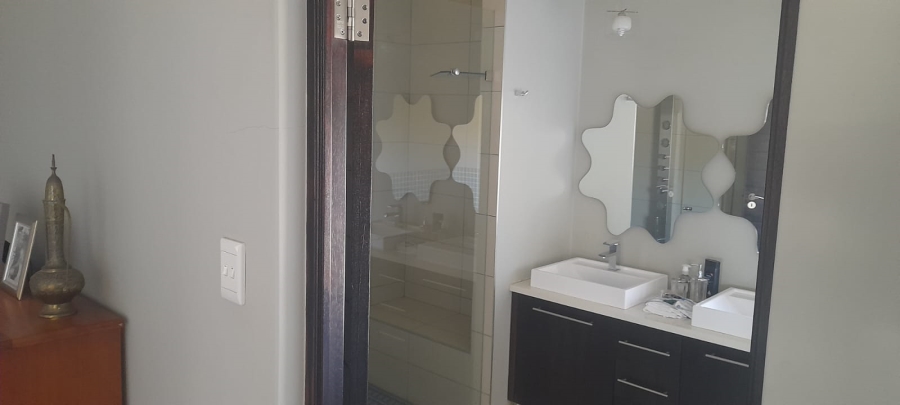 5 Bedroom Property for Sale in Verresig Country Estate Gauteng