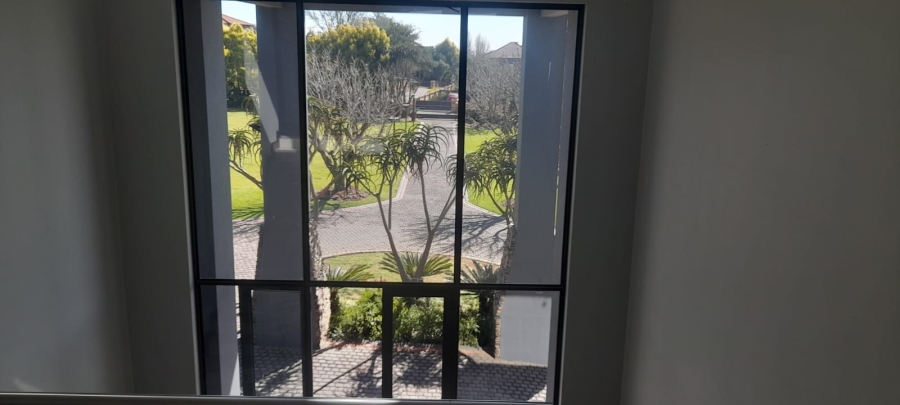 5 Bedroom Property for Sale in Verresig Country Estate Gauteng