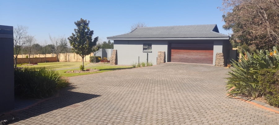 5 Bedroom Property for Sale in Verresig Country Estate Gauteng