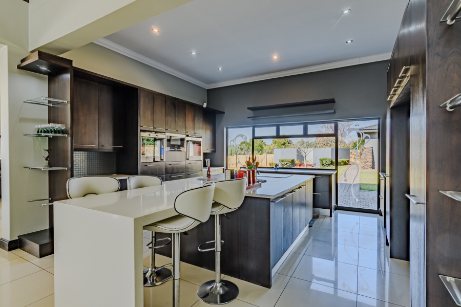 5 Bedroom Property for Sale in Verresig Country Estate Gauteng
