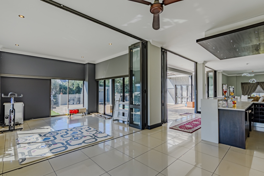 5 Bedroom Property for Sale in Verresig Country Estate Gauteng