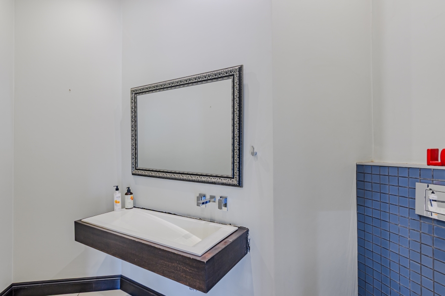 5 Bedroom Property for Sale in Verresig Country Estate Gauteng