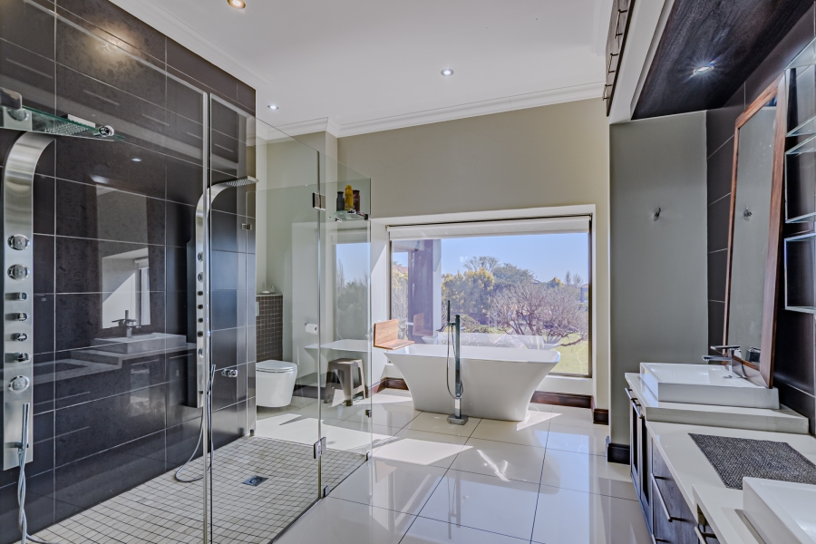 5 Bedroom Property for Sale in Verresig Country Estate Gauteng