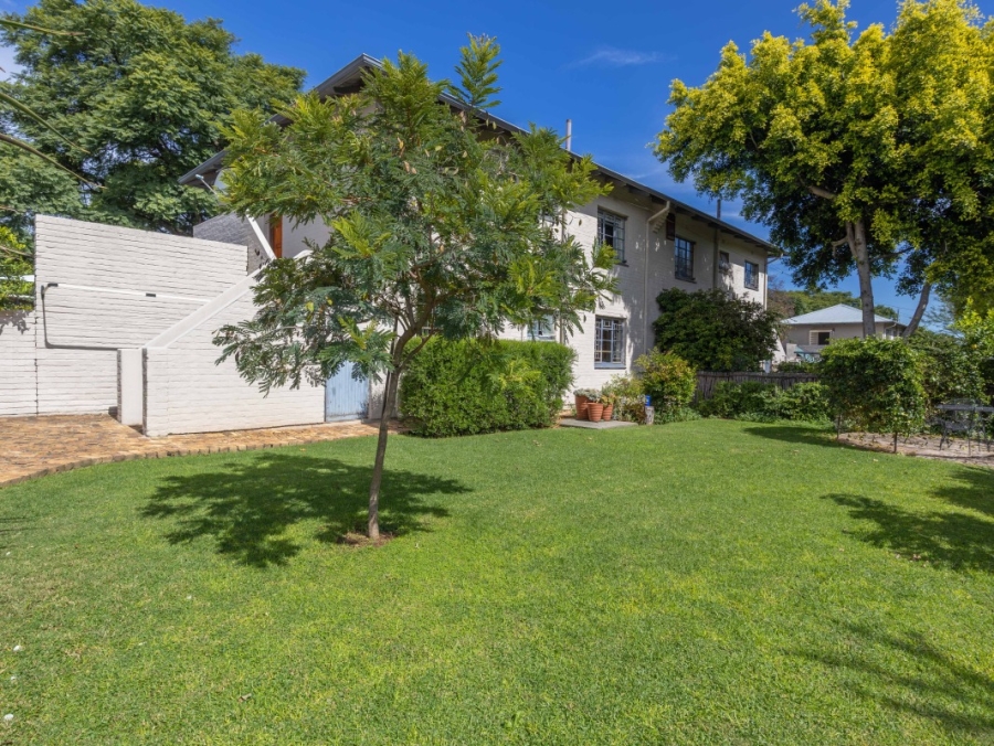 2 Bedroom Property for Sale in Lakeside Gauteng