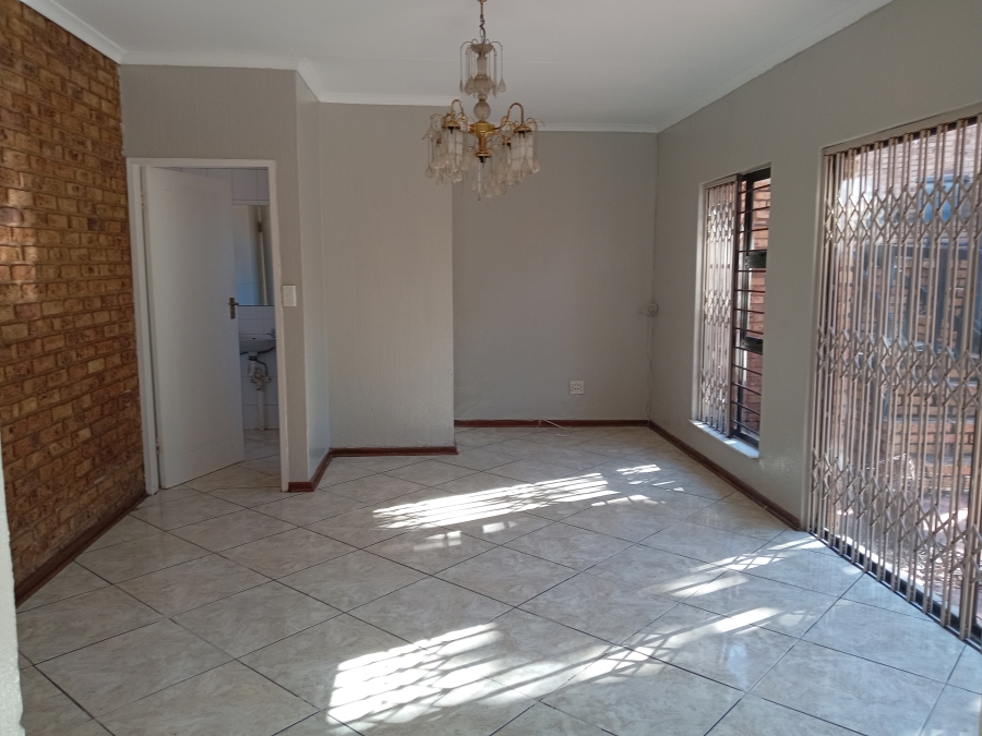3 Bedroom Property for Sale in Bassonia Gauteng
