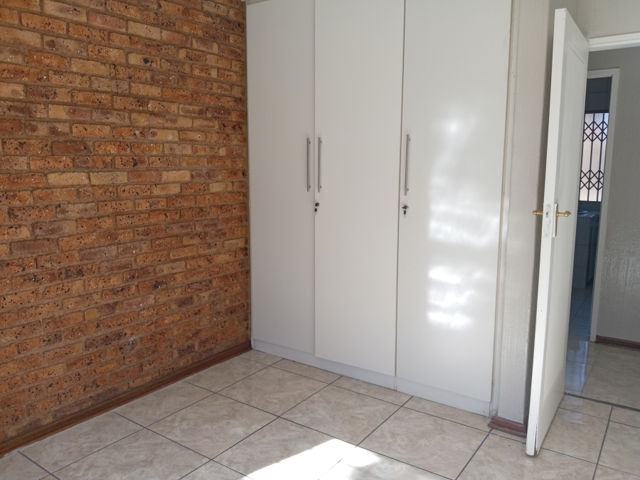 3 Bedroom Property for Sale in Bassonia Gauteng