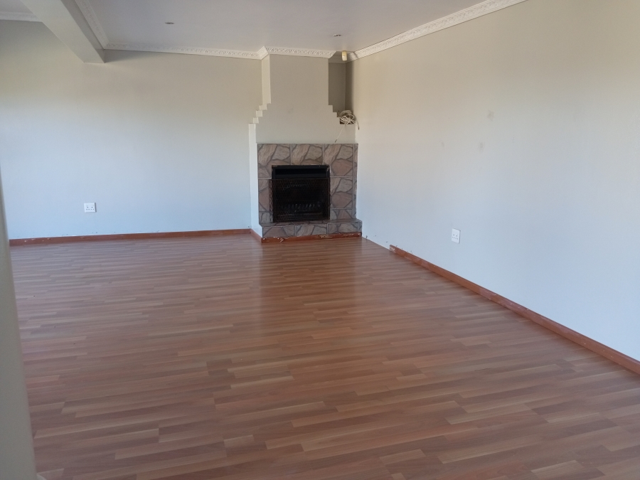 3 Bedroom Property for Sale in Bassonia Gauteng