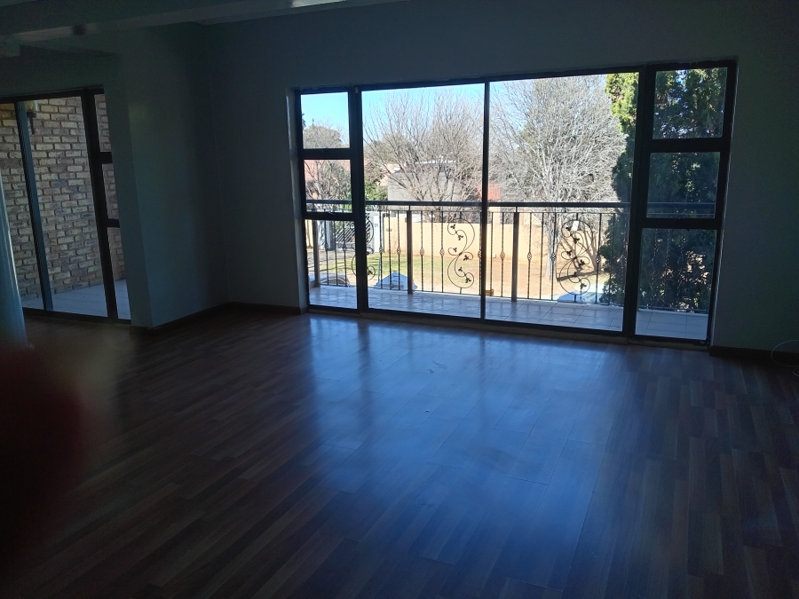 3 Bedroom Property for Sale in Bassonia Gauteng