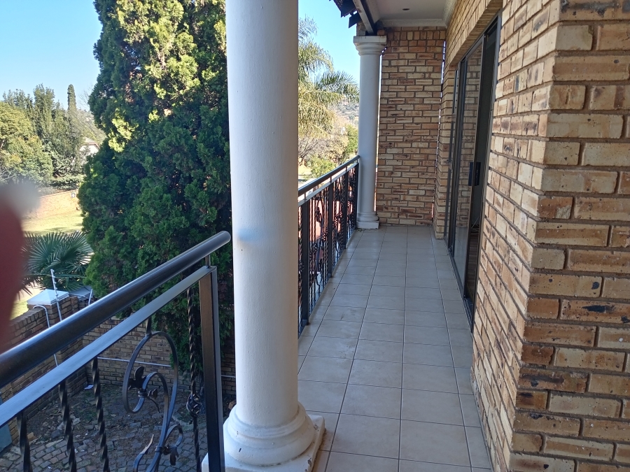 3 Bedroom Property for Sale in Bassonia Gauteng