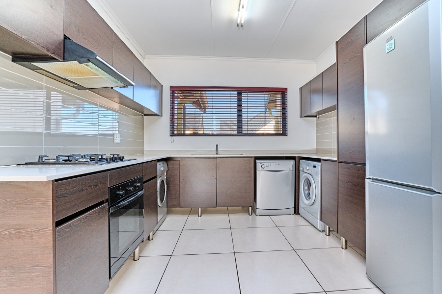 To Let 2 Bedroom Property for Rent in Kyalami Gauteng