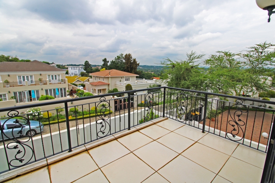 4 Bedroom Property for Sale in Bryanston Gauteng